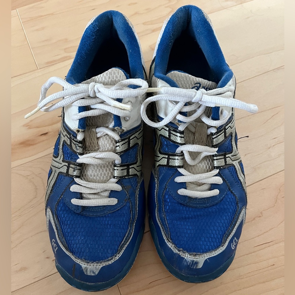 ASICS gel rocket court shoes
